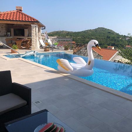 Apartment Vican Gromaca Екстериор снимка