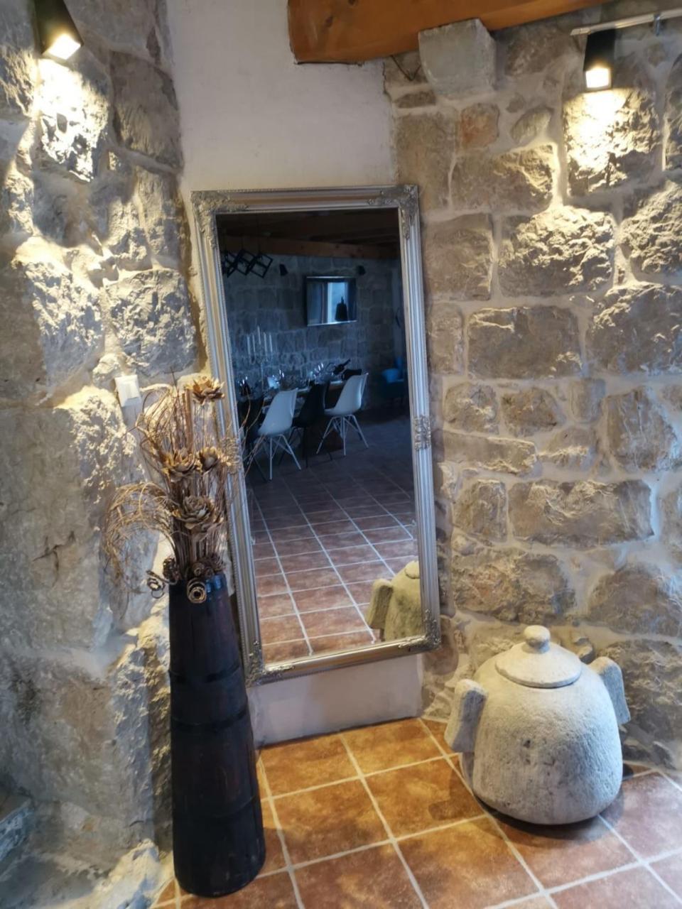 Apartment Vican Gromaca Екстериор снимка